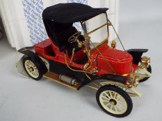 Franklin Mint - A boxed 1:24 scale 1911 Stanley Steamer.