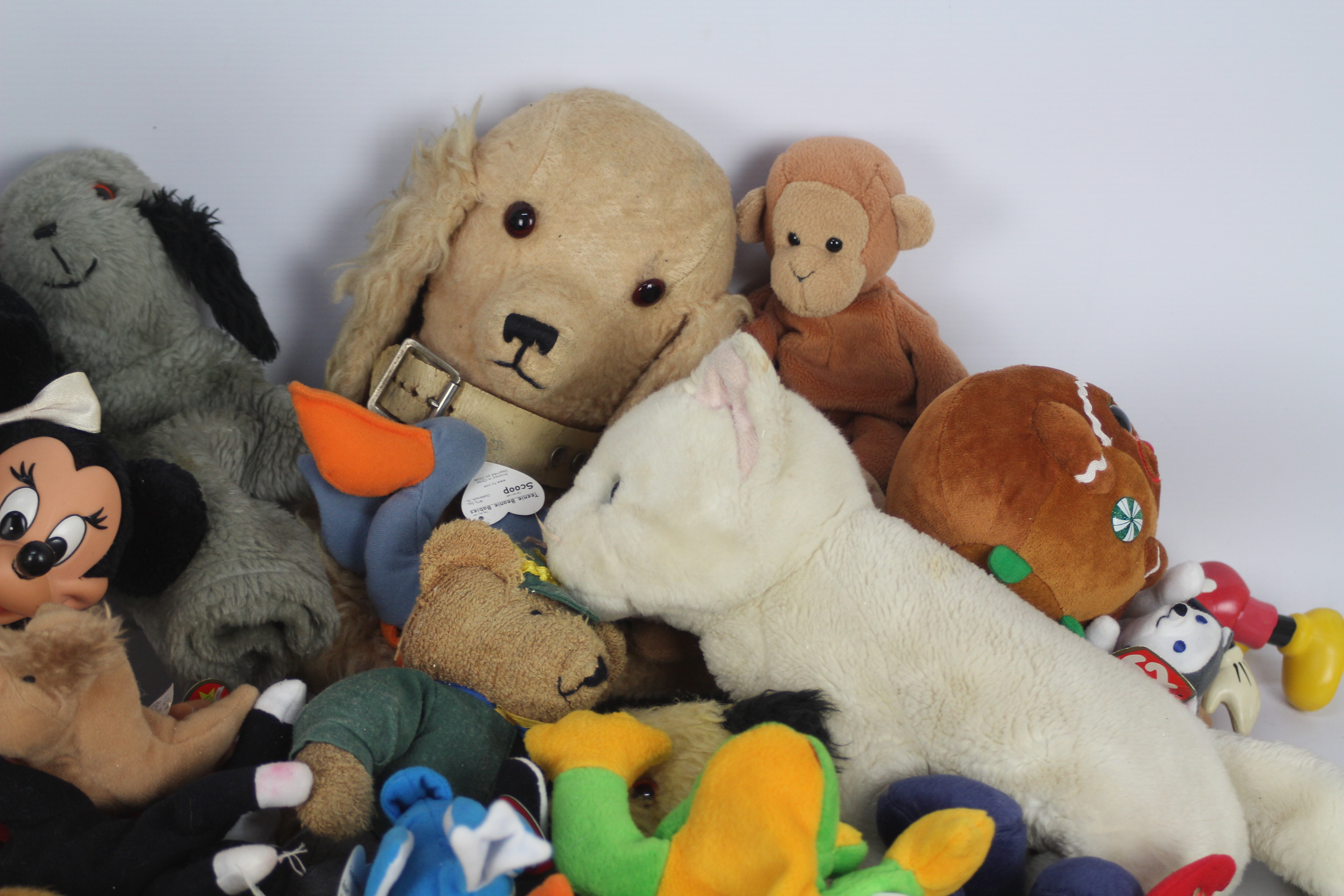 A collection of soft toys to include Ty - Image 3 of 3
