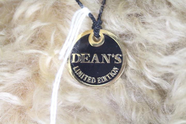 Deans Bears - A limited edition Deans Artist Showcase bear by Jill Baxter. - Image 3 of 4
