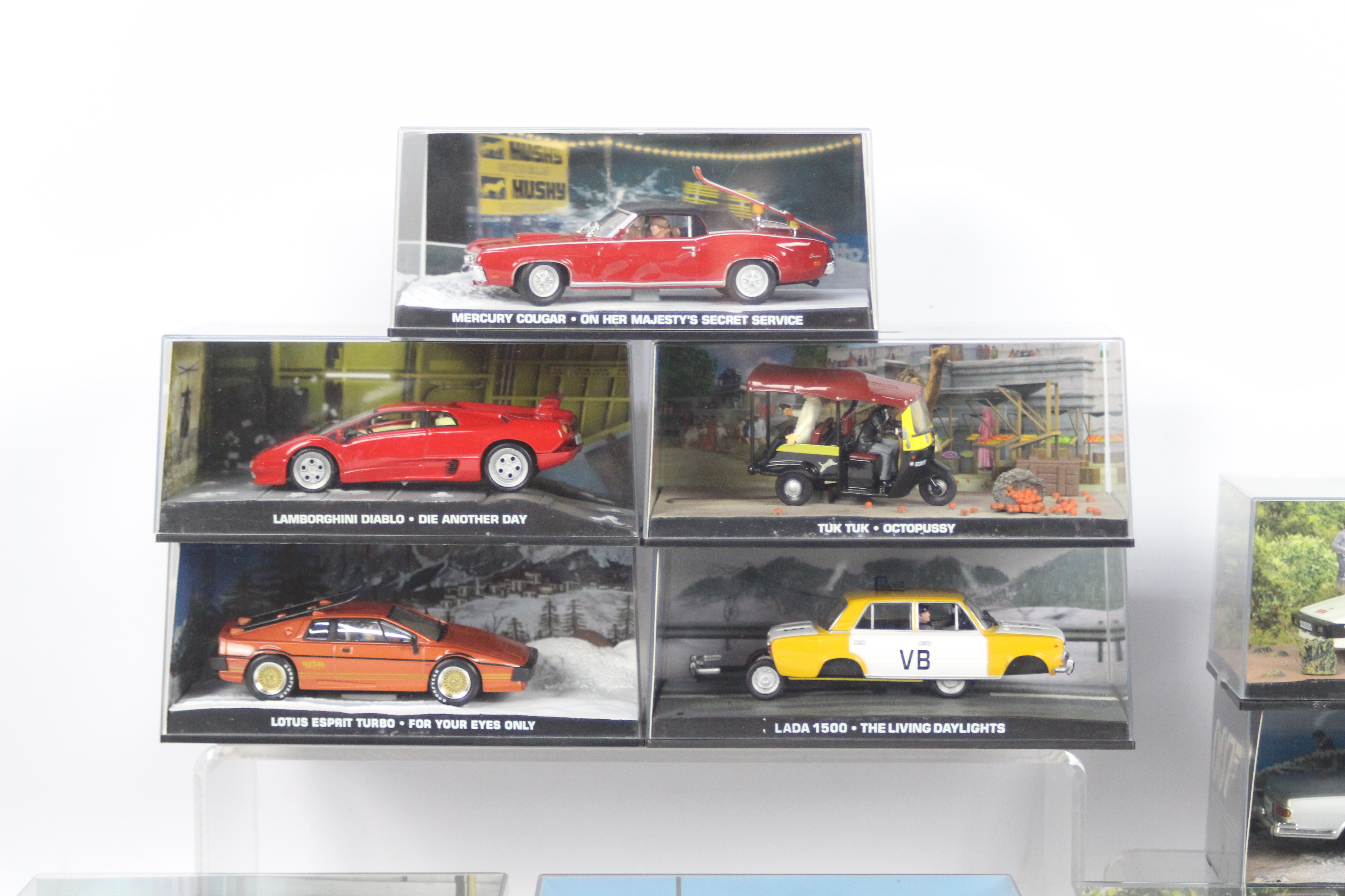 Universal Hobbies / GE Fabbri - 10 boxed diecast model vehicles from 'The James Bond Car - Image 2 of 3