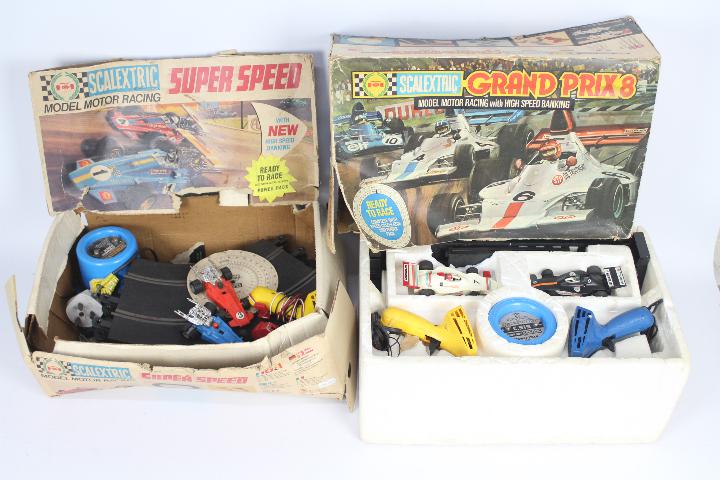 Scalextric - 2 x vintage boxed sets, # C.559 Grand Prix 8 and # C.543 Super Speed.