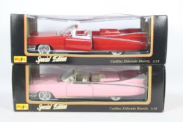 Maisto - Two boxed diecast 1:18 scale Maisto #31813 'Special Edition' Cadillac Eldorado Biarritz -