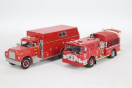 Code 3 Collectibles - Solido - 2 x FDNY