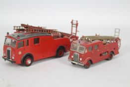 RSH - 2 x white medal Fire Engine models