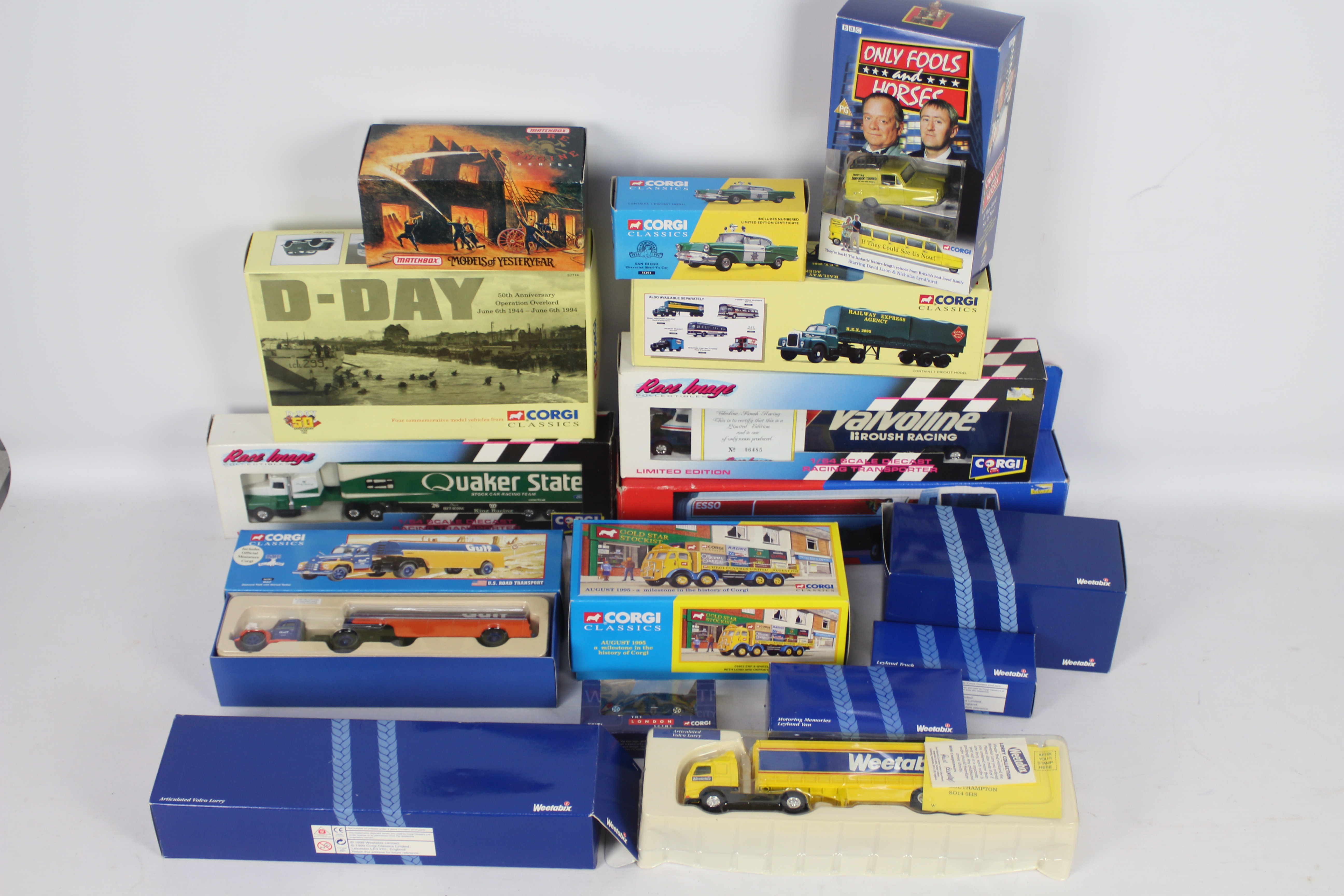 Corgi, Matchbox, Other - A collection of 15 boxed diecast vehicles in a variety of scales.