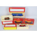 Hornby - A rake of 5 boxed Hornby OO Annual / Special Issue OO gauge wagons.