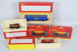 Hornby - A rake of 5 boxed Hornby OO Annual / Special Issue OO gauge wagons.