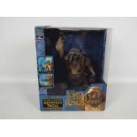 Vivid Imaginations - A boxed Lord Of The Rings The Two Towers Electronic sound & action Armoured