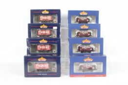 Bachmann - Eight boxed OO gauge freight wagons from Bachmann.