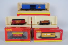 Hornby - A rake of 5 boxed Hornby OO gauge wagons, predominately Annual / Special Issue wagons.