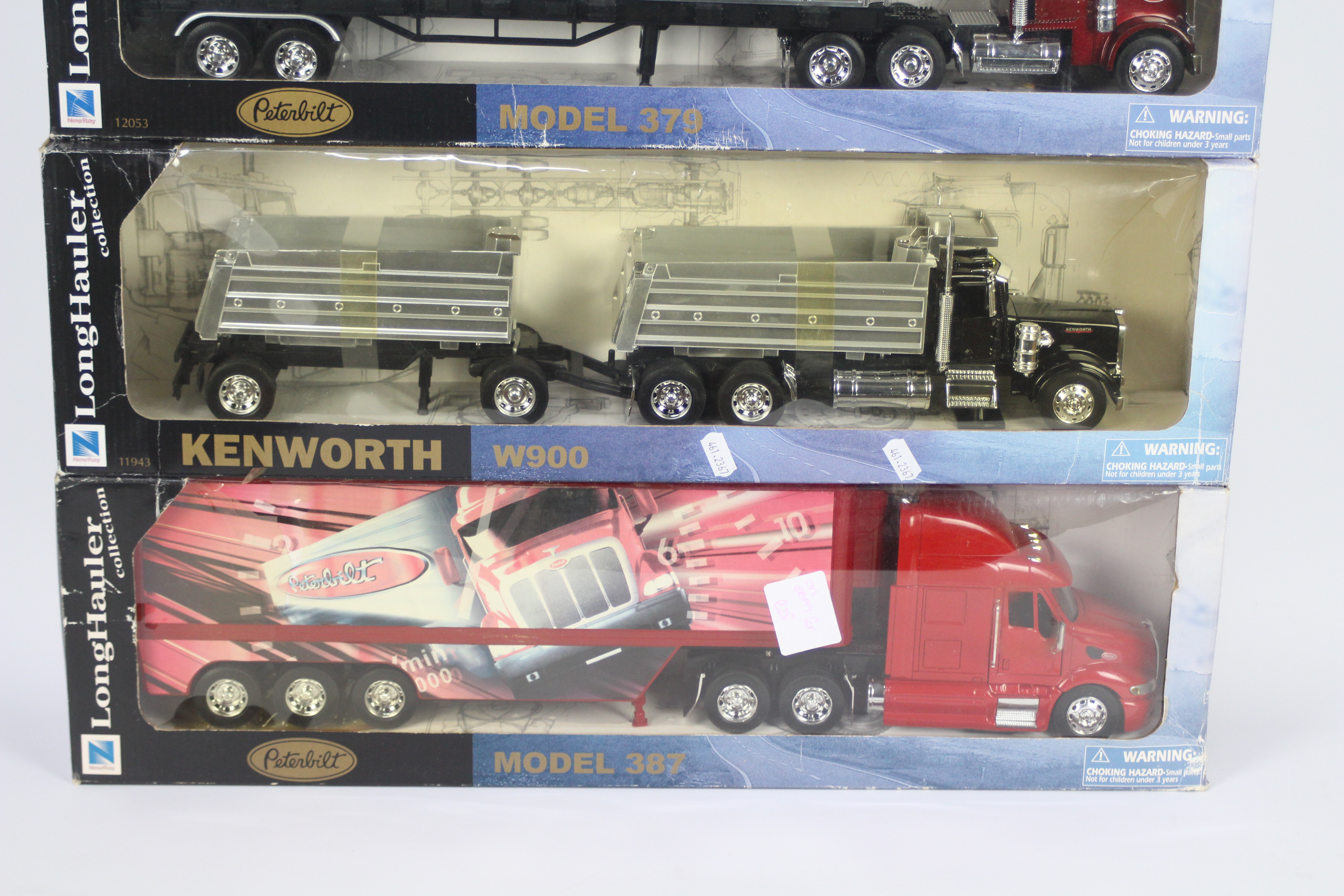 NewRay - 4 x boxed American trucks in 1:32 scale, a Kenworth W900 tipper with trailer, - Image 3 of 3