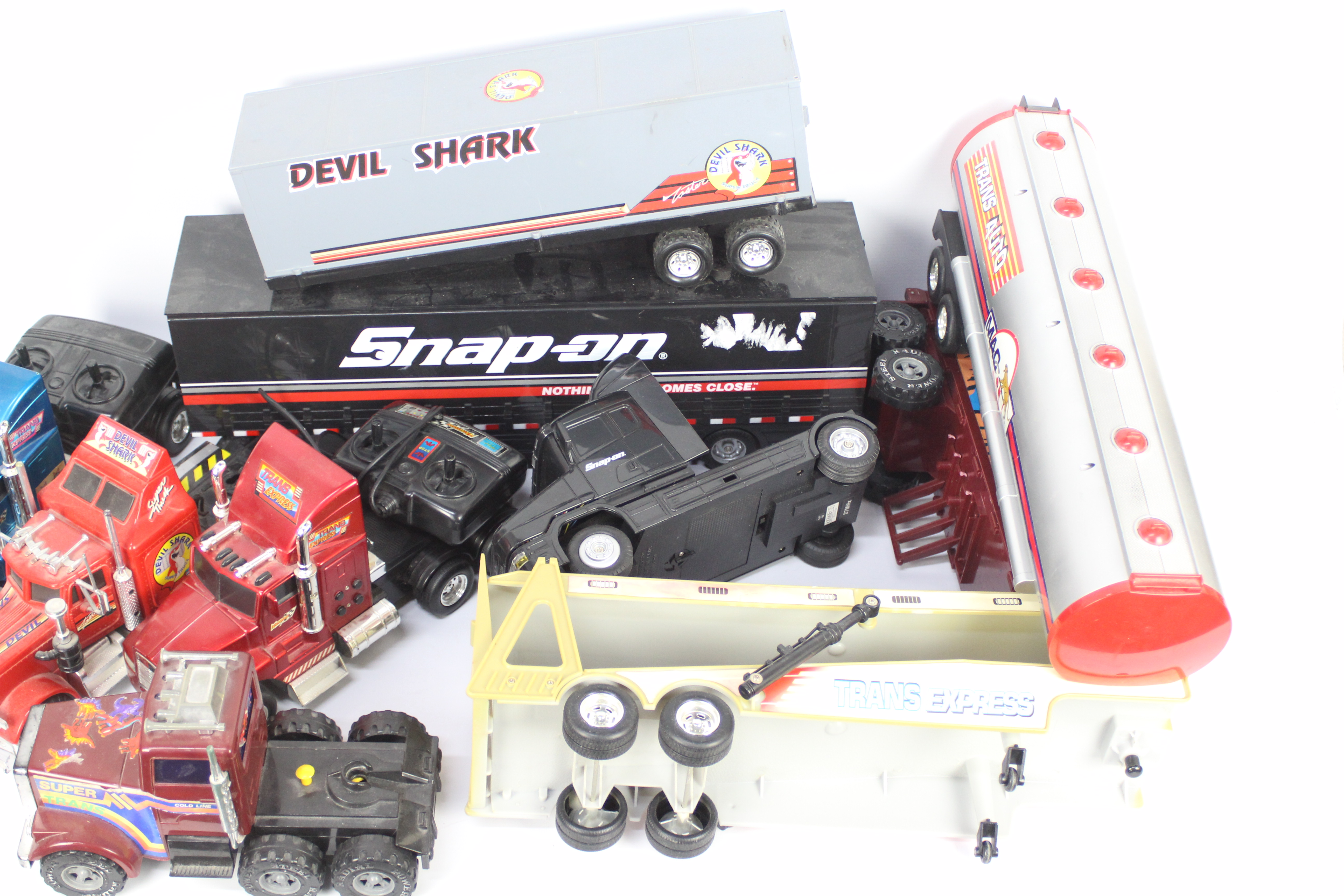 Impact International Toys - 5 x large American style trucks including a Devil Shark Super Truck, - Image 3 of 3