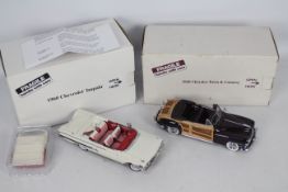Danbury Mint, Two boxed diecast 1:24 scale model cars.