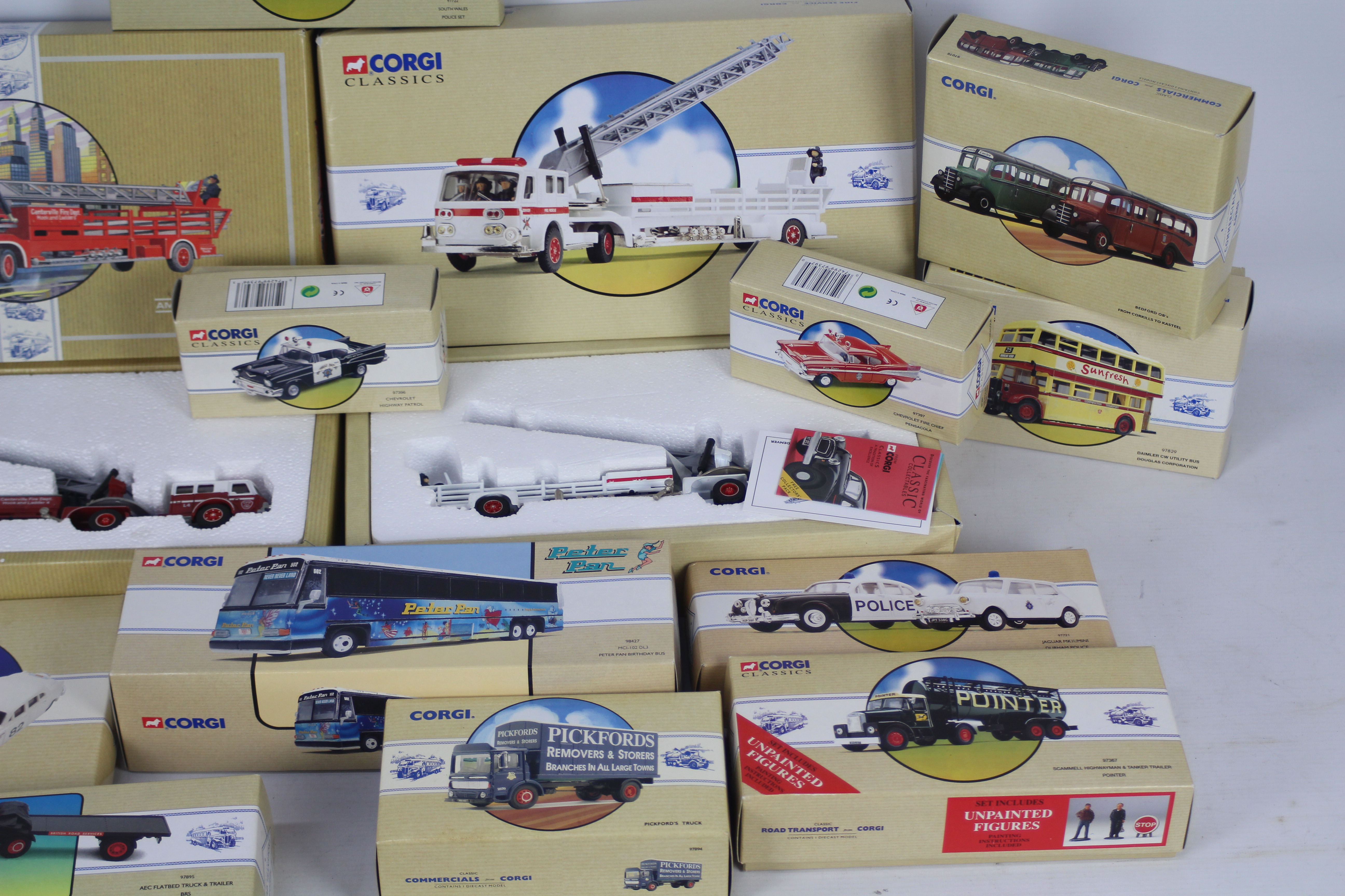 Corgi Classics - 13 boxed diecast Corgi Classic vehicles. - Image 4 of 4