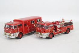 Signature Series - 2 x unboxed Mack models in 1:50 scale,