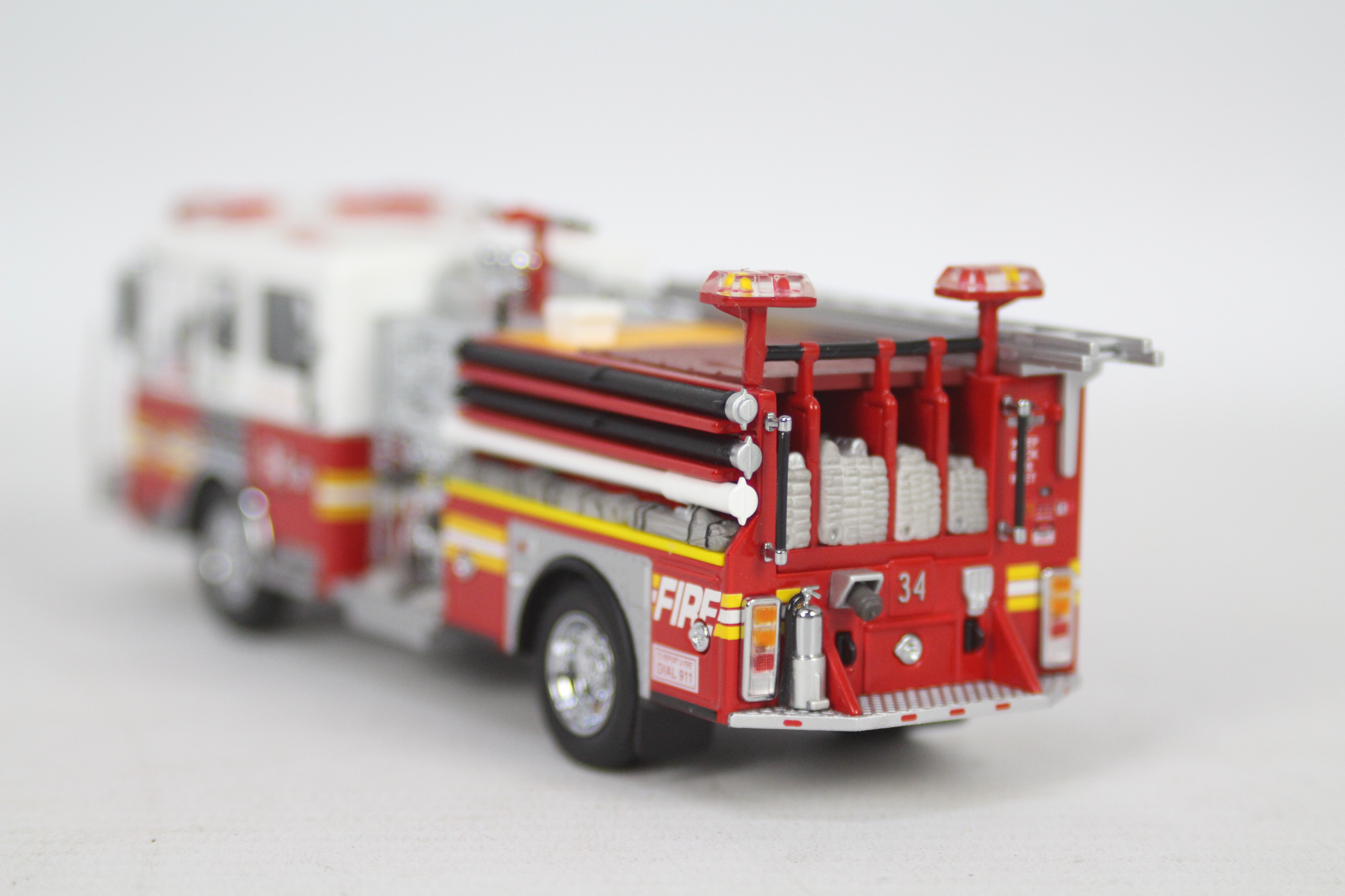 Code 3 Collectibles - A boxed limited edition 2002 Seagrave 1000 gpm Pumper in 1/64 scale in FDNY - Image 4 of 5