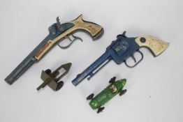 Lone Star - Crescent - Britains - A collection of 4 x items including a Lone Star Captain Cutlass