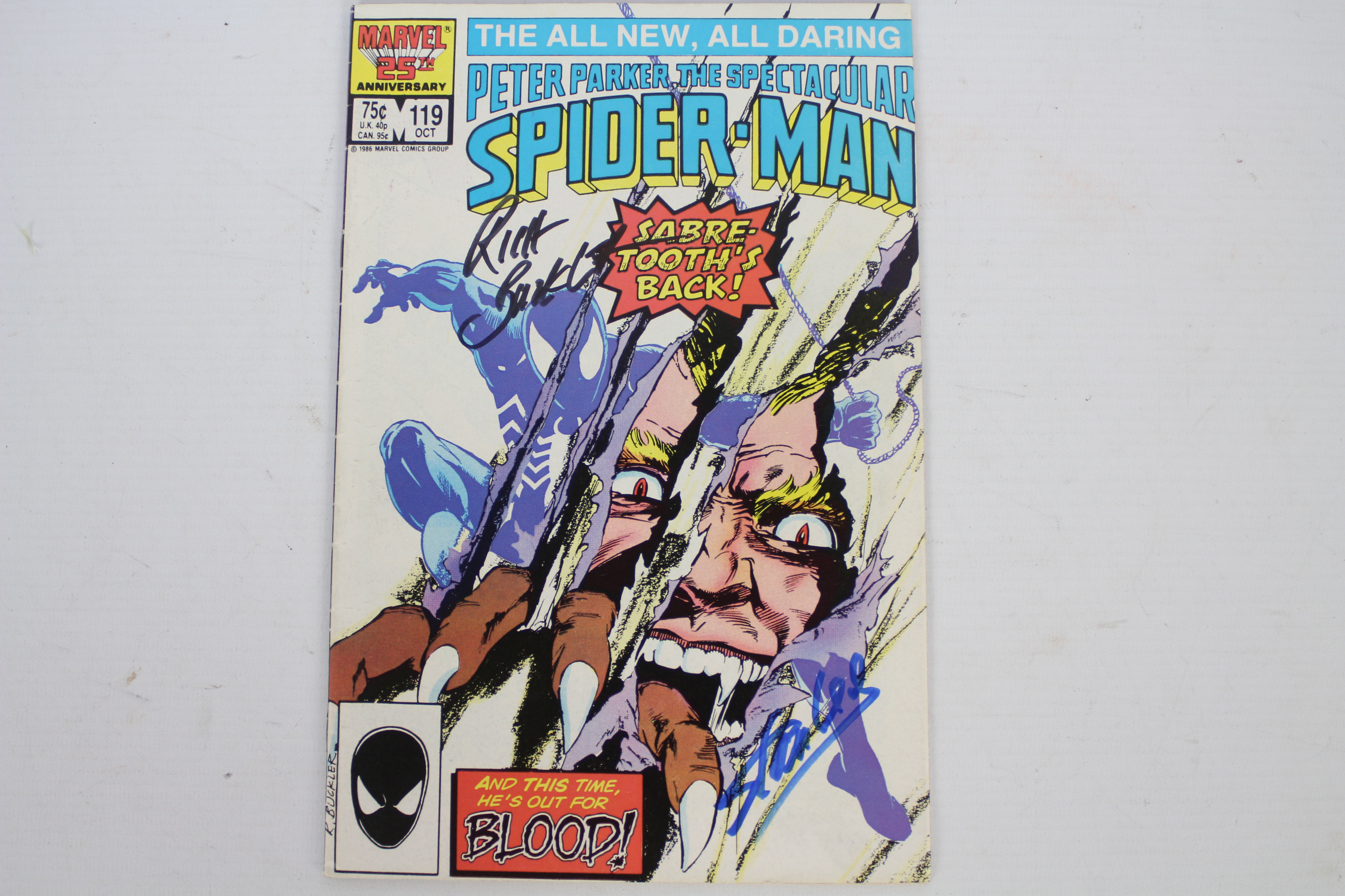 Marvel Comics - DC Comics - 2 x signed comic books, - Image 5 of 7