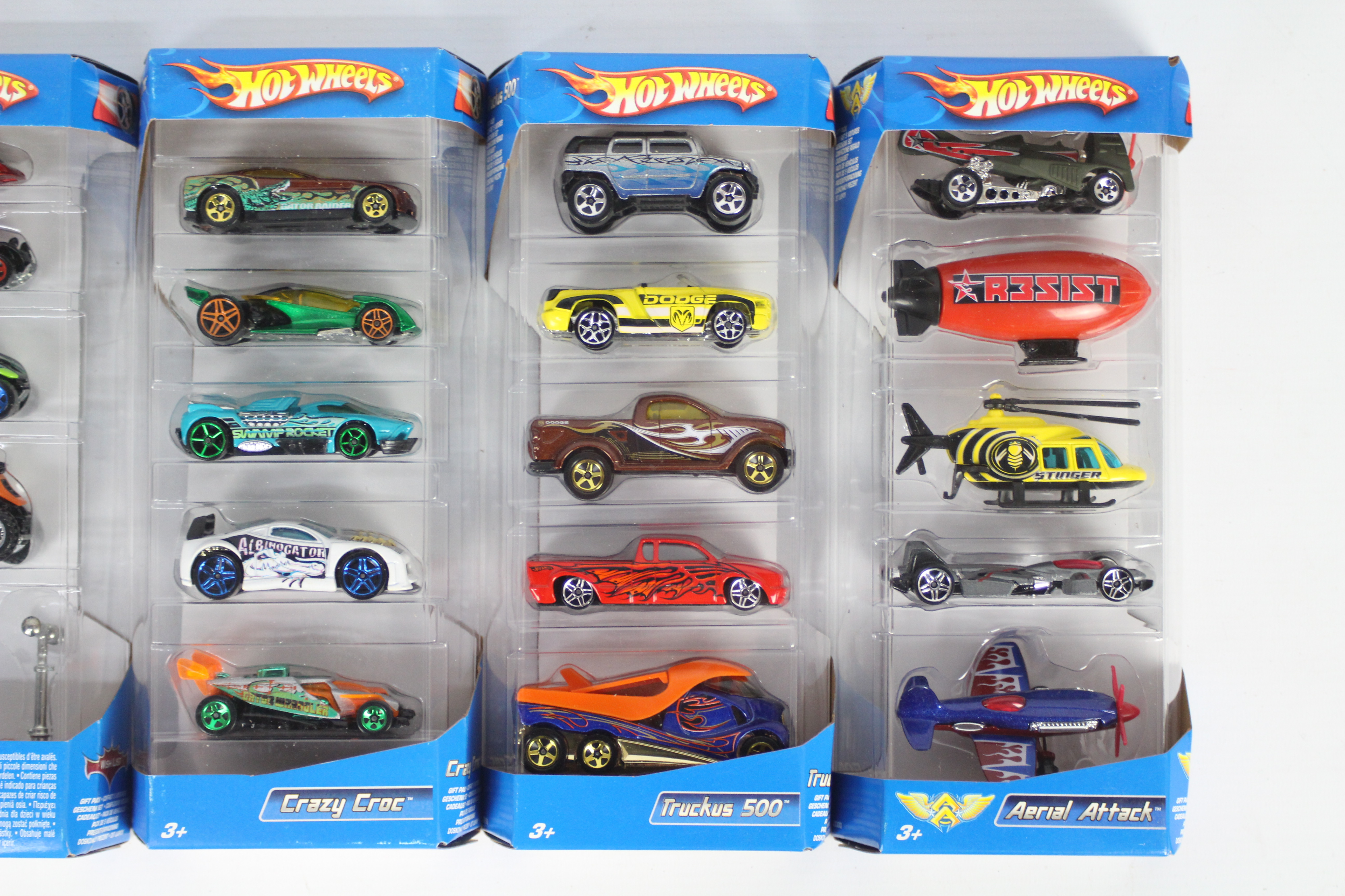 Hot Wheels - 5 x unopened Five car Gift Packs from 2006 including Wish List # J3301, - Image 2 of 3