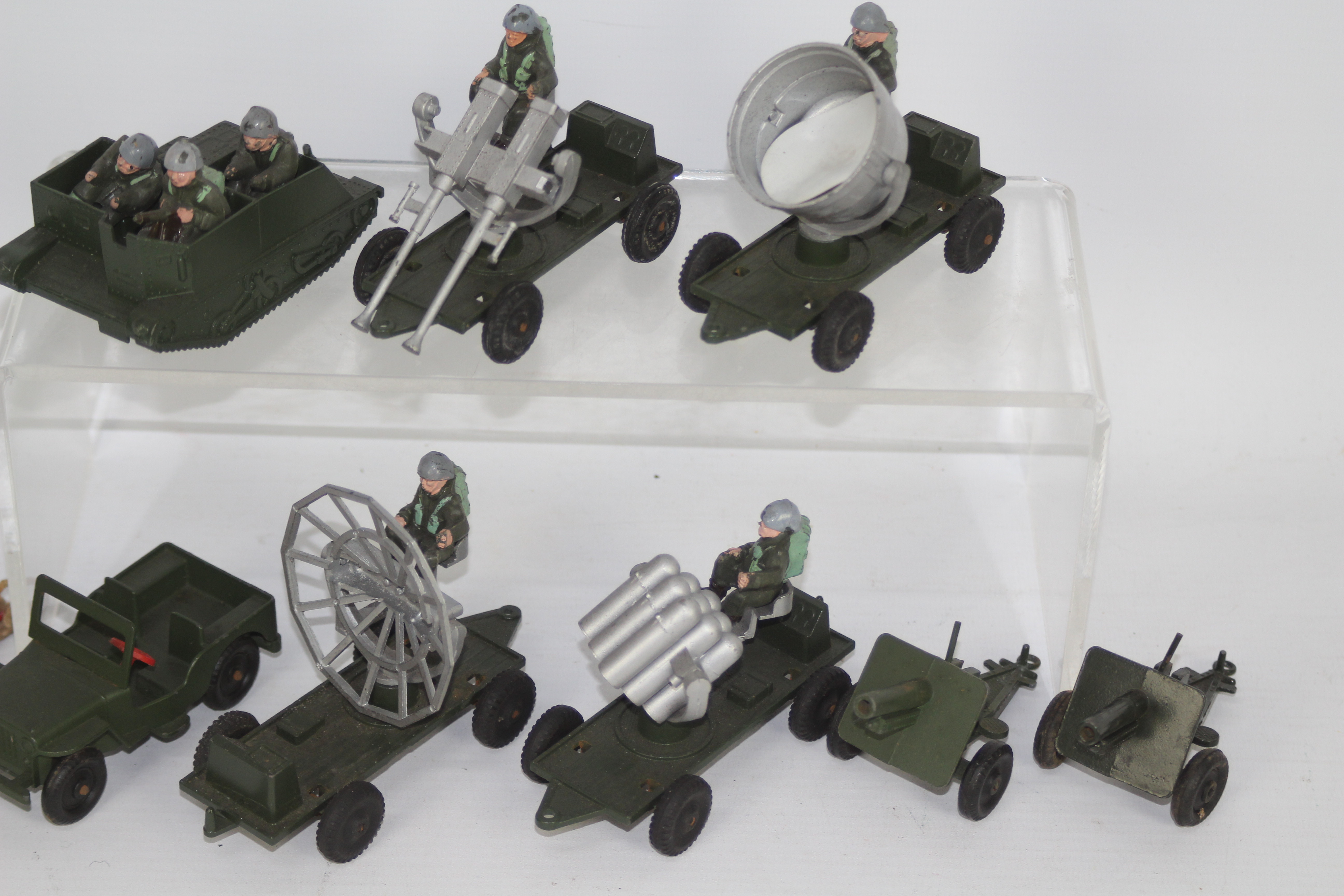 Lone Star - A collection of 9 x Military models including Bren Gun Carrier, 4 x trailers with guns, - Image 4 of 4