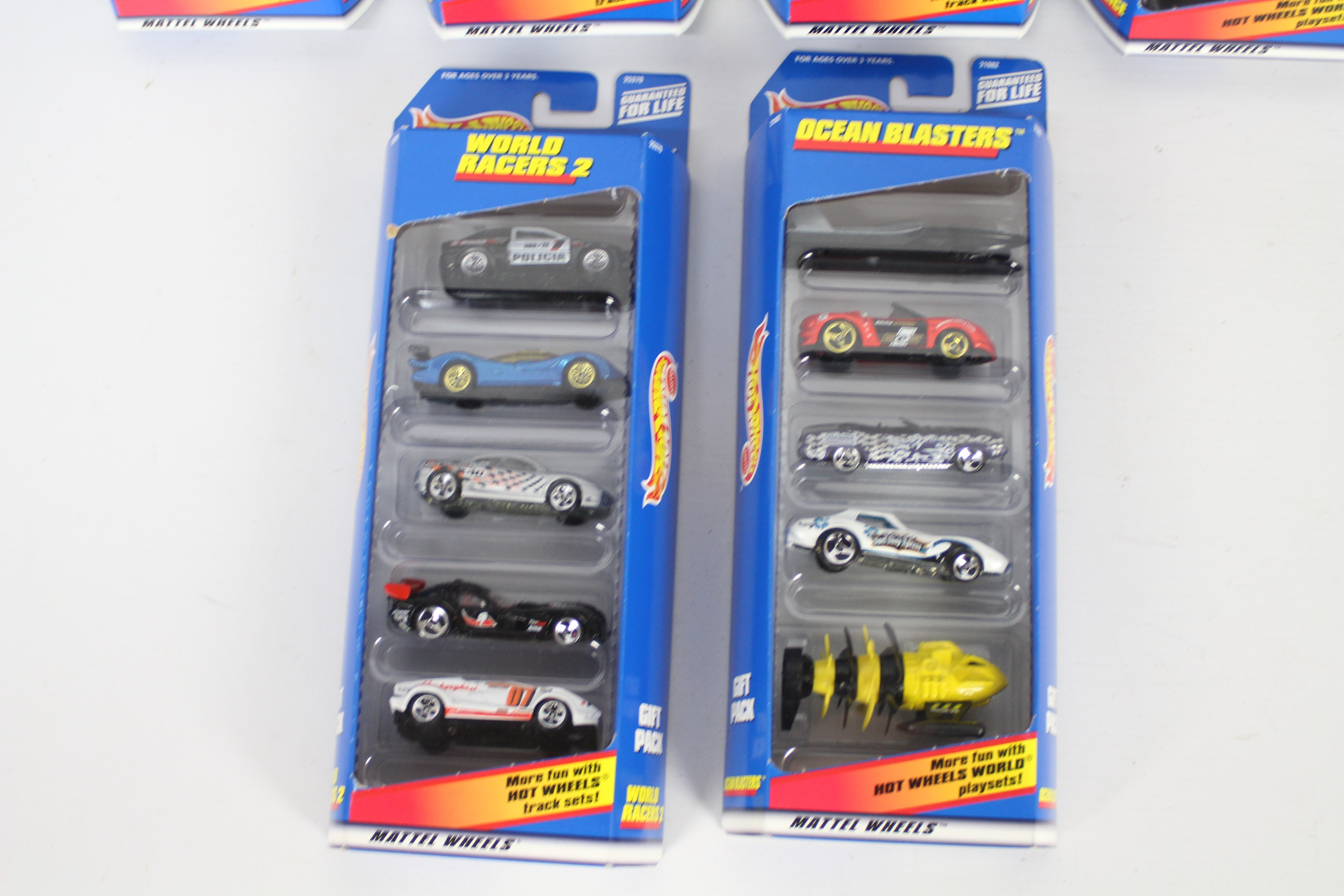 Hot Wheels - 6 x unopened Five Car Hot Wheels Gift Pack from 1998 including Sports Stars # 25365, - Image 3 of 3