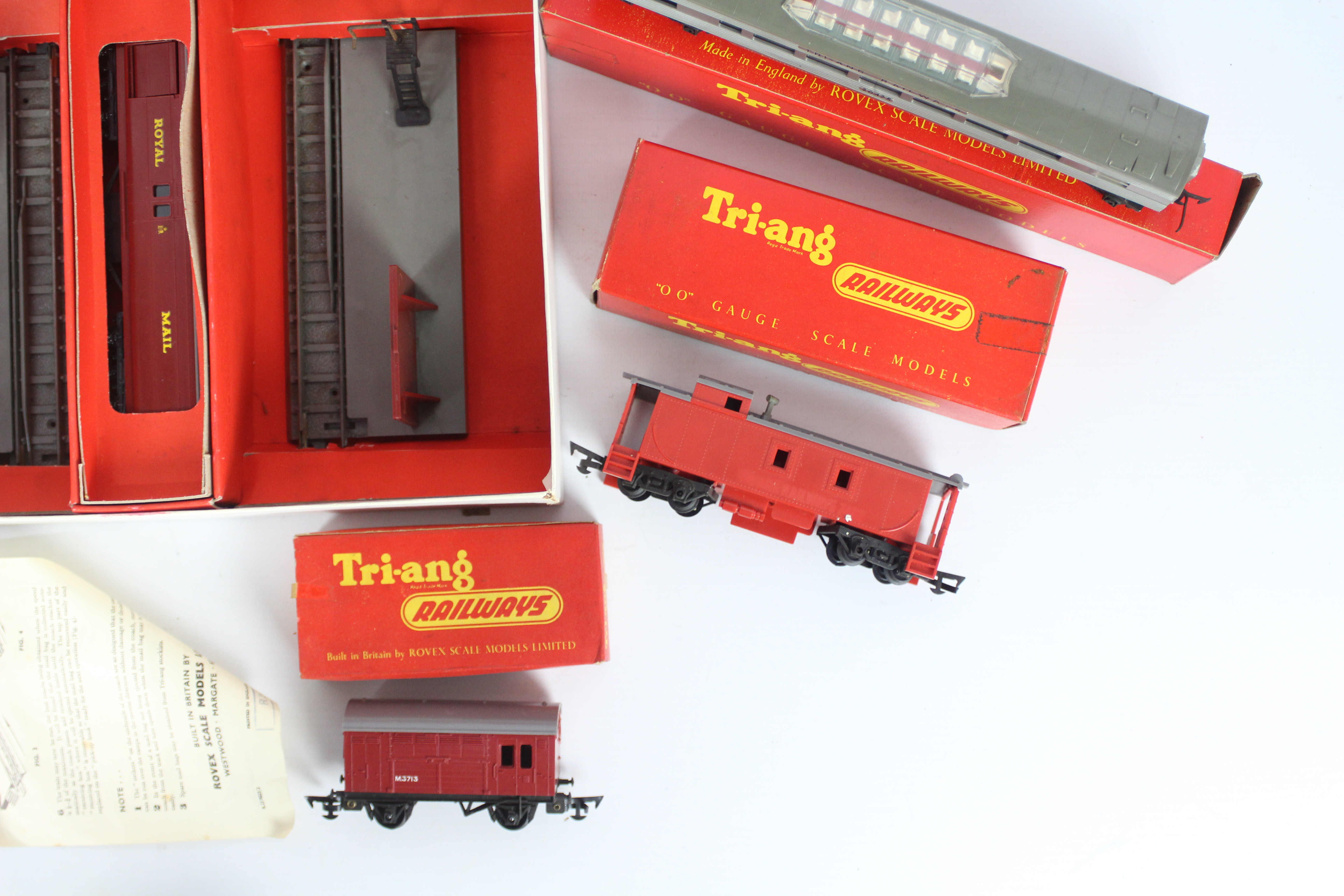 Tri-ang - 4 x boxed items of 00 gauge rolling stock, - Image 3 of 4