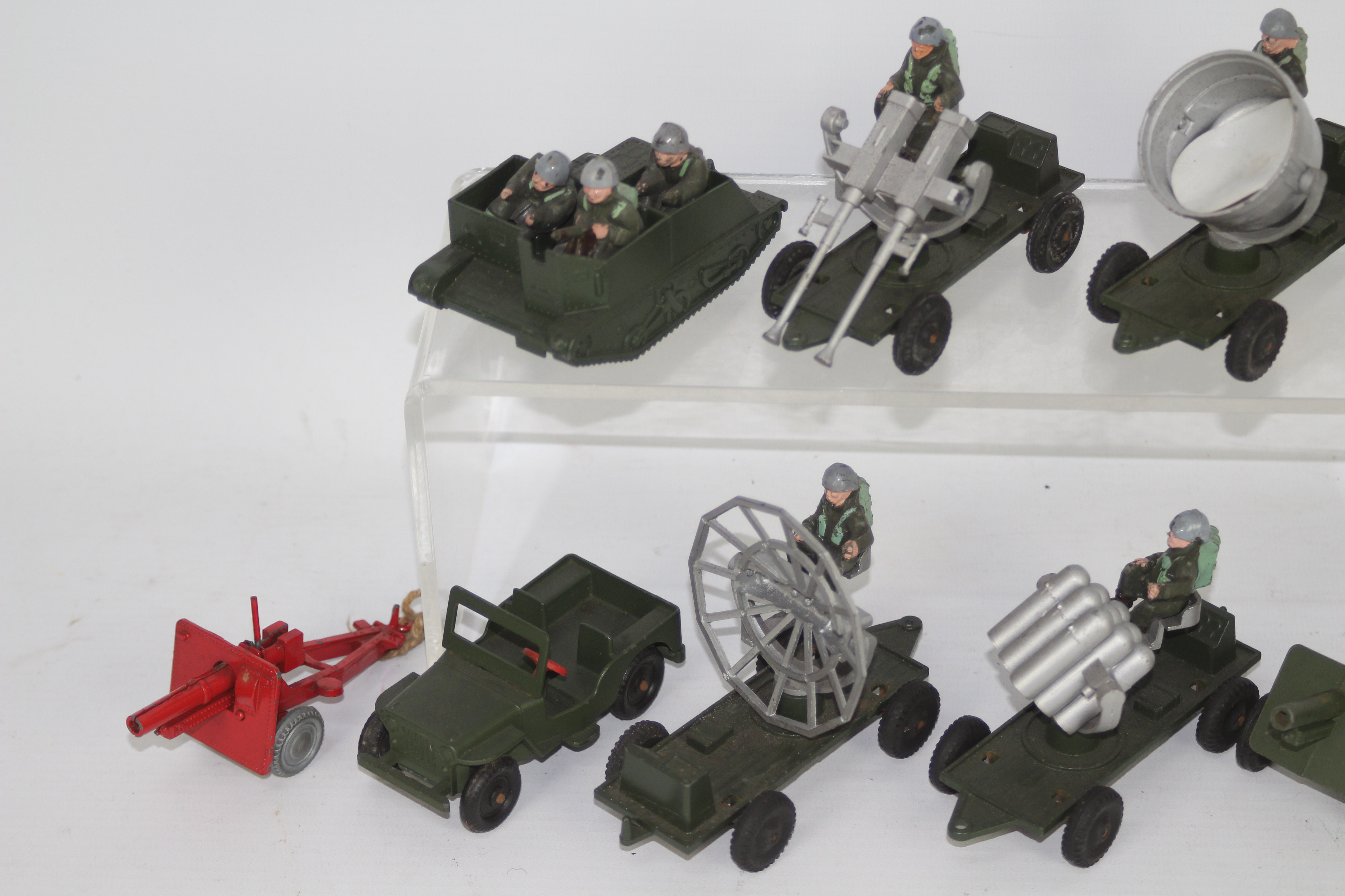 Lone Star - A collection of 9 x Military models including Bren Gun Carrier, 4 x trailers with guns, - Image 3 of 4