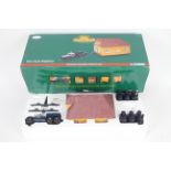 Corgi - Heavy Haulers - A boxed 1:50 scale Diamond T989 with Hose Load # US55109.