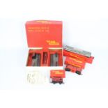 Tri-ang - 4 x boxed items of 00 gauge rolling stock,