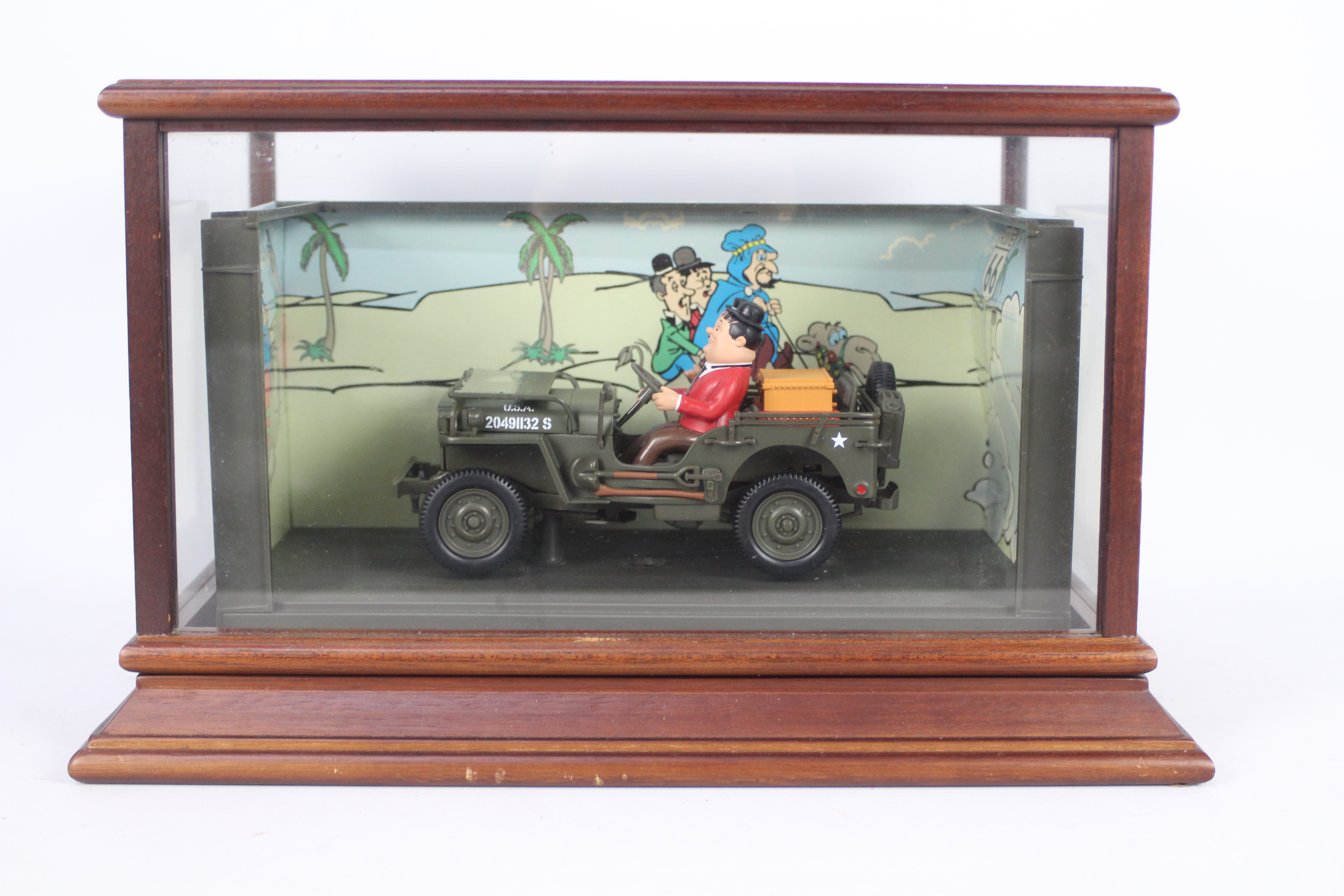 Gate - A 1:18 scale Gate 'Laurel & Hardy Jeep' in display case.