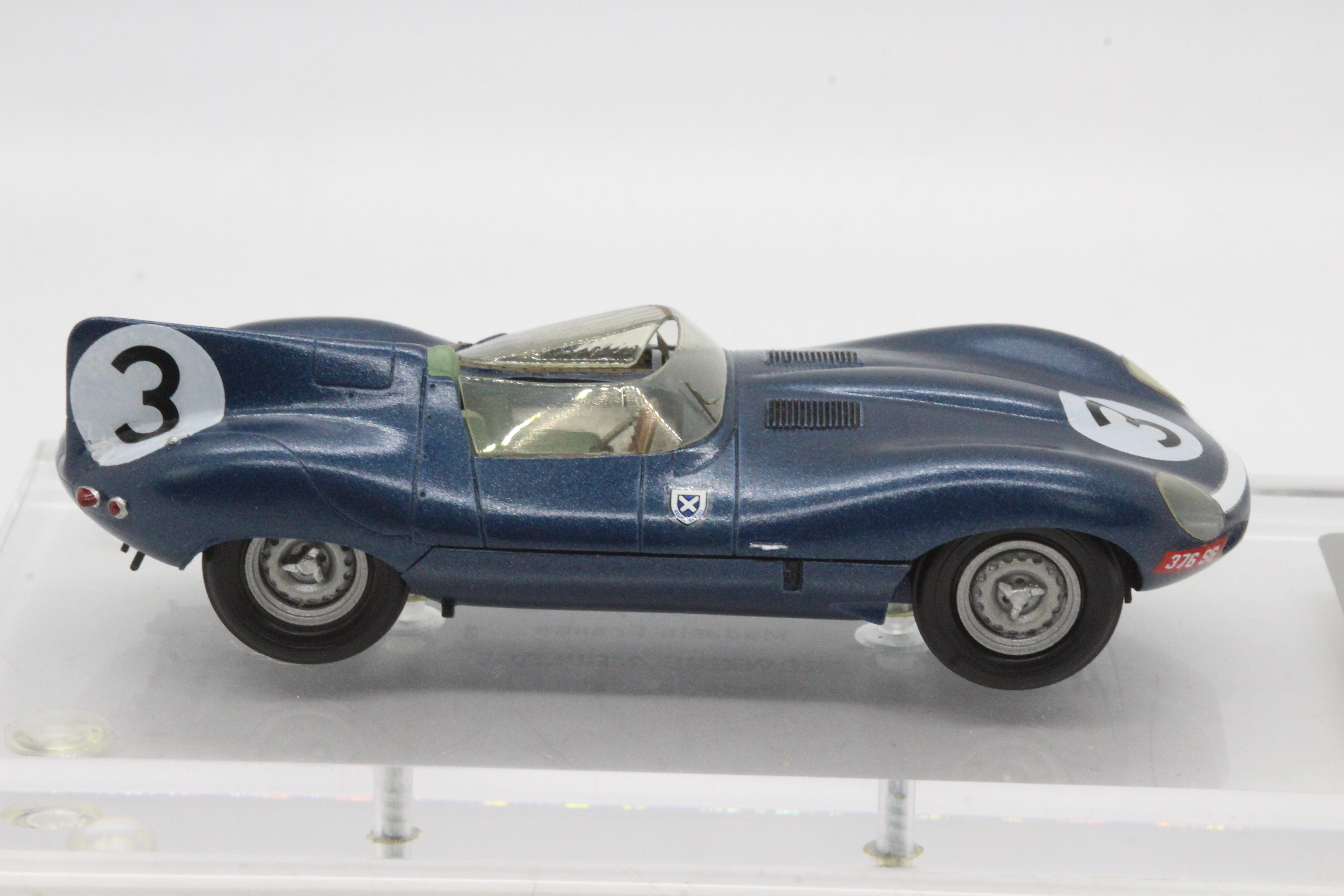 MPH Models, Tim Dyke - A boxed MPH Models #XXX Jaguar D-Type Le Mans 1957 'Ecurie Ecosse' R. - Image 5 of 8