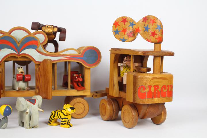 Frank Egerton - A rare hand crafted wooden Circus Lorry and Trailer complete with driver figure and - Image 3 of 9