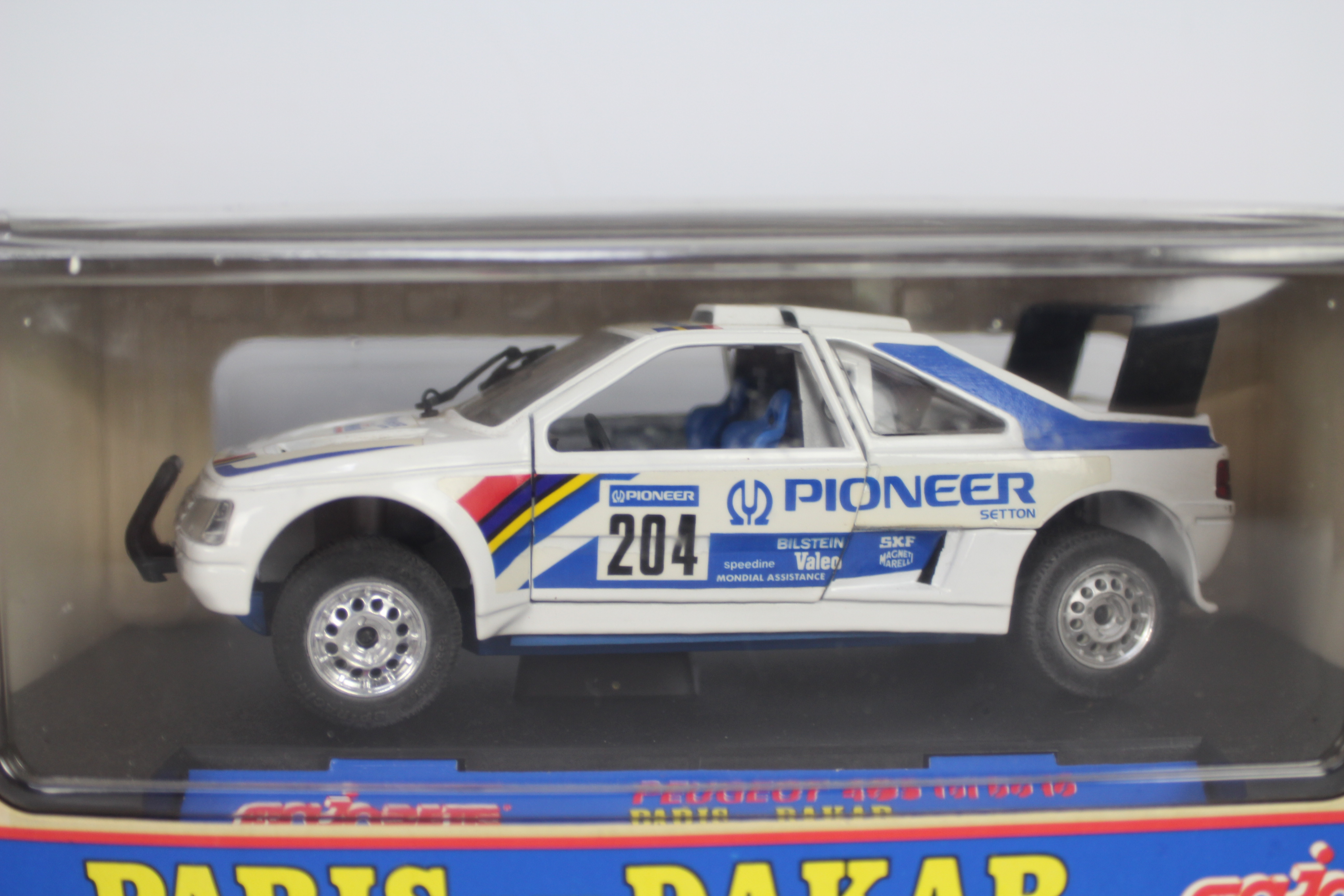 Majorette - Tonka - 3 x models in 1:24 scale including two boxed Peugeot 405 Turbo 16 Rally cars in - Image 3 of 4