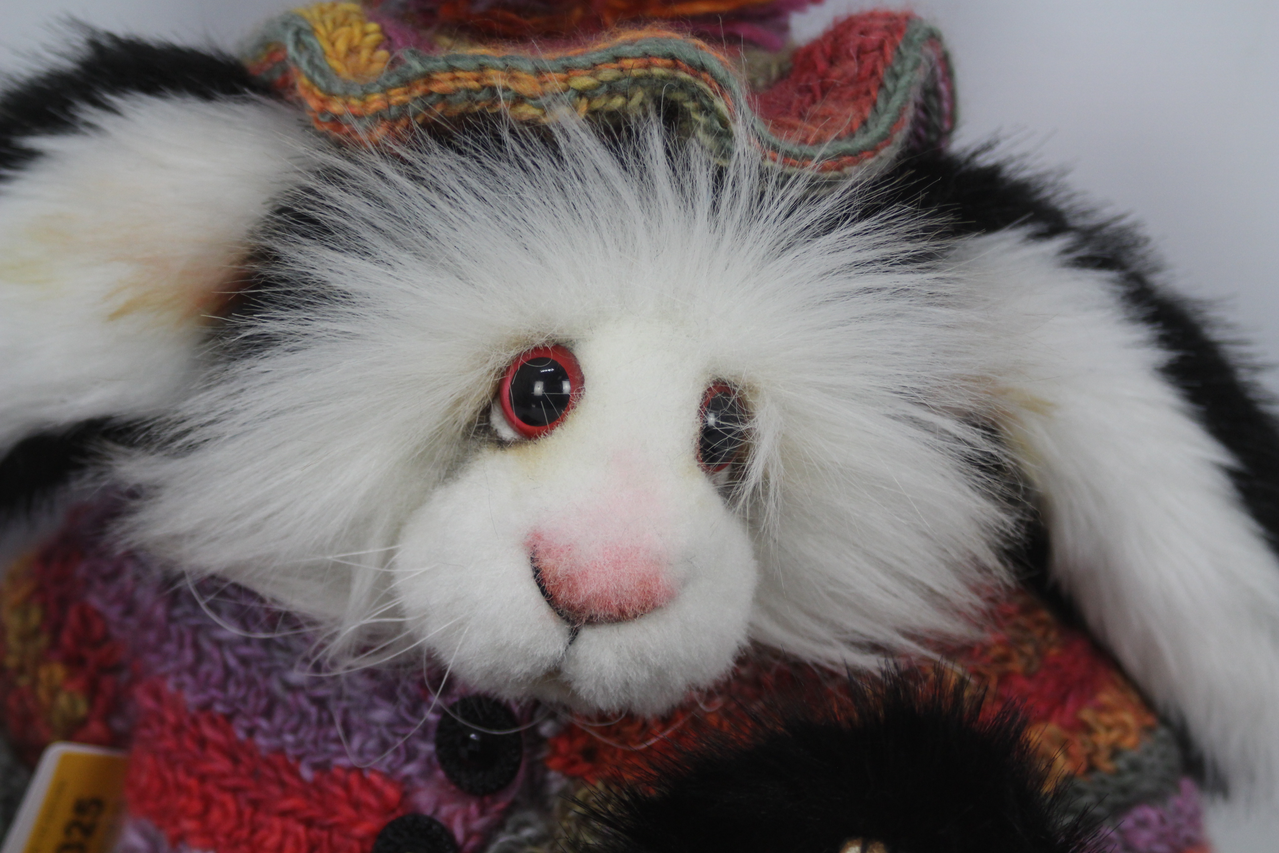 Unknown Maker - A soft toy rabbit with the name 'Jal' imprinted on its right foot. - Image 2 of 5
