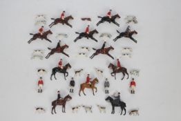 Britains - An unboxed Britains Hunt Series Set #236 'Hunt Display Set '.