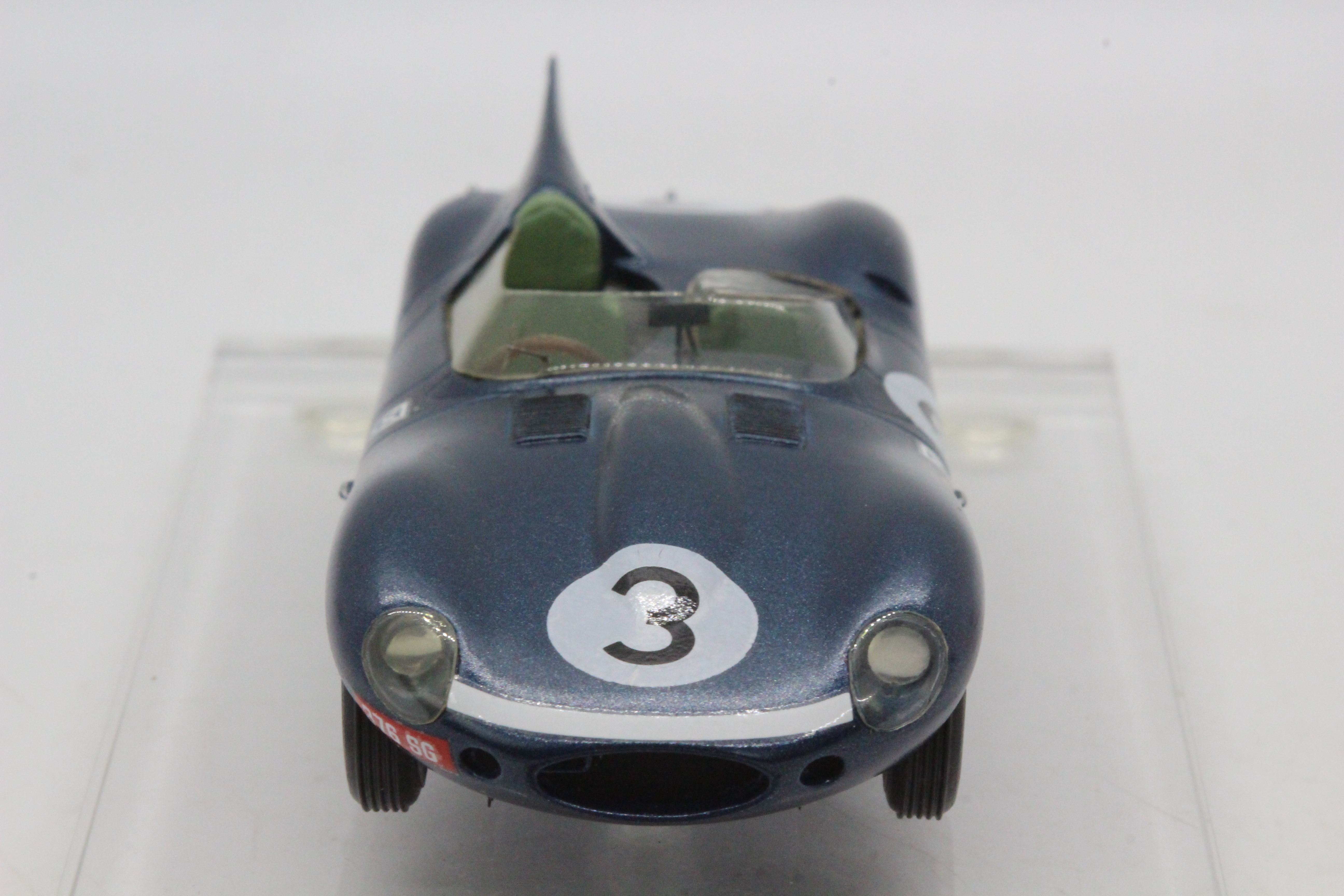 MPH Models, Tim Dyke - A boxed MPH Models #XXX Jaguar D-Type Le Mans 1957 'Ecurie Ecosse' R. - Image 4 of 8