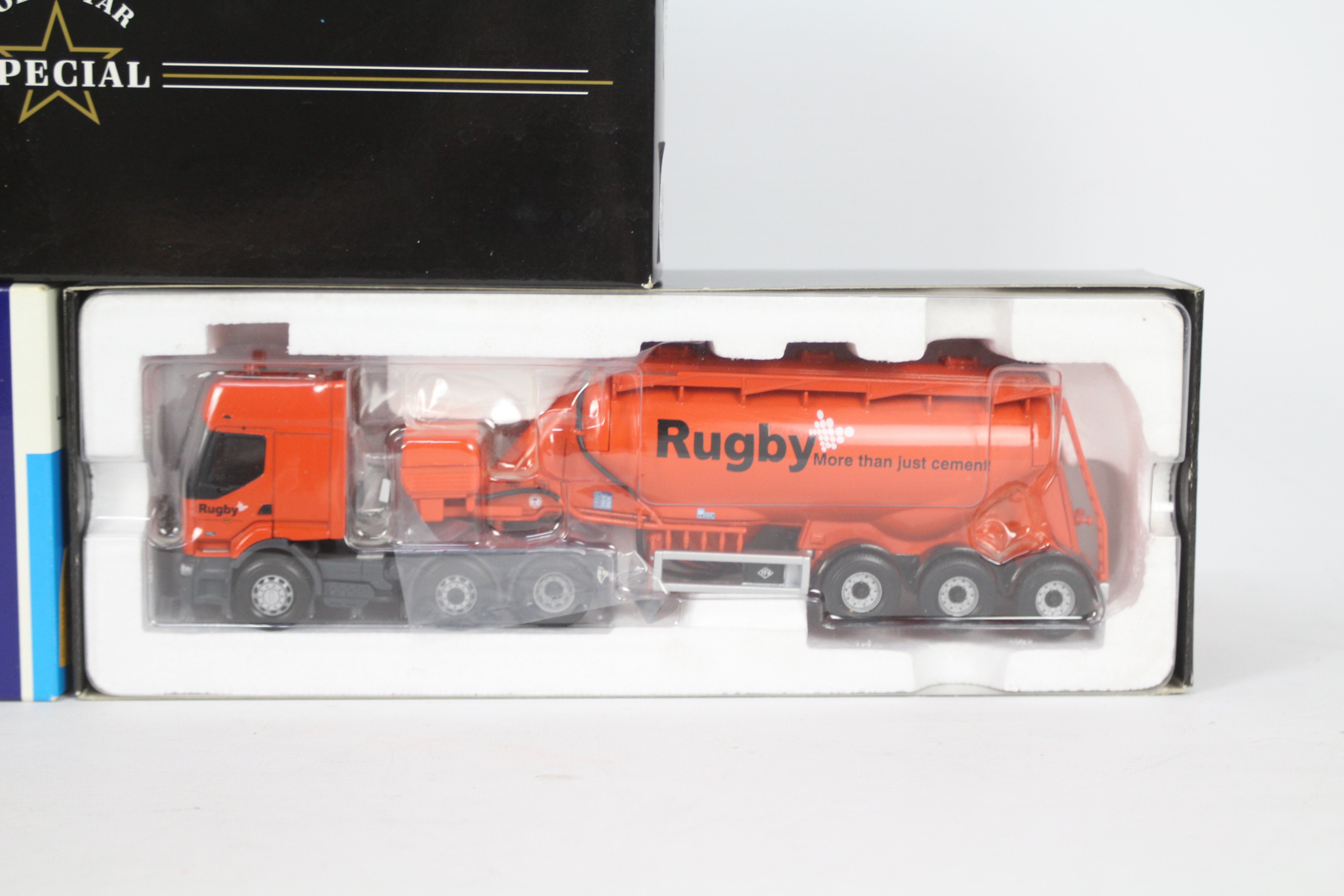 Corgi - Two boxed Corgi Limited Edition 1:50 scale diecast Feldbinder tanker trucks. - Image 3 of 3