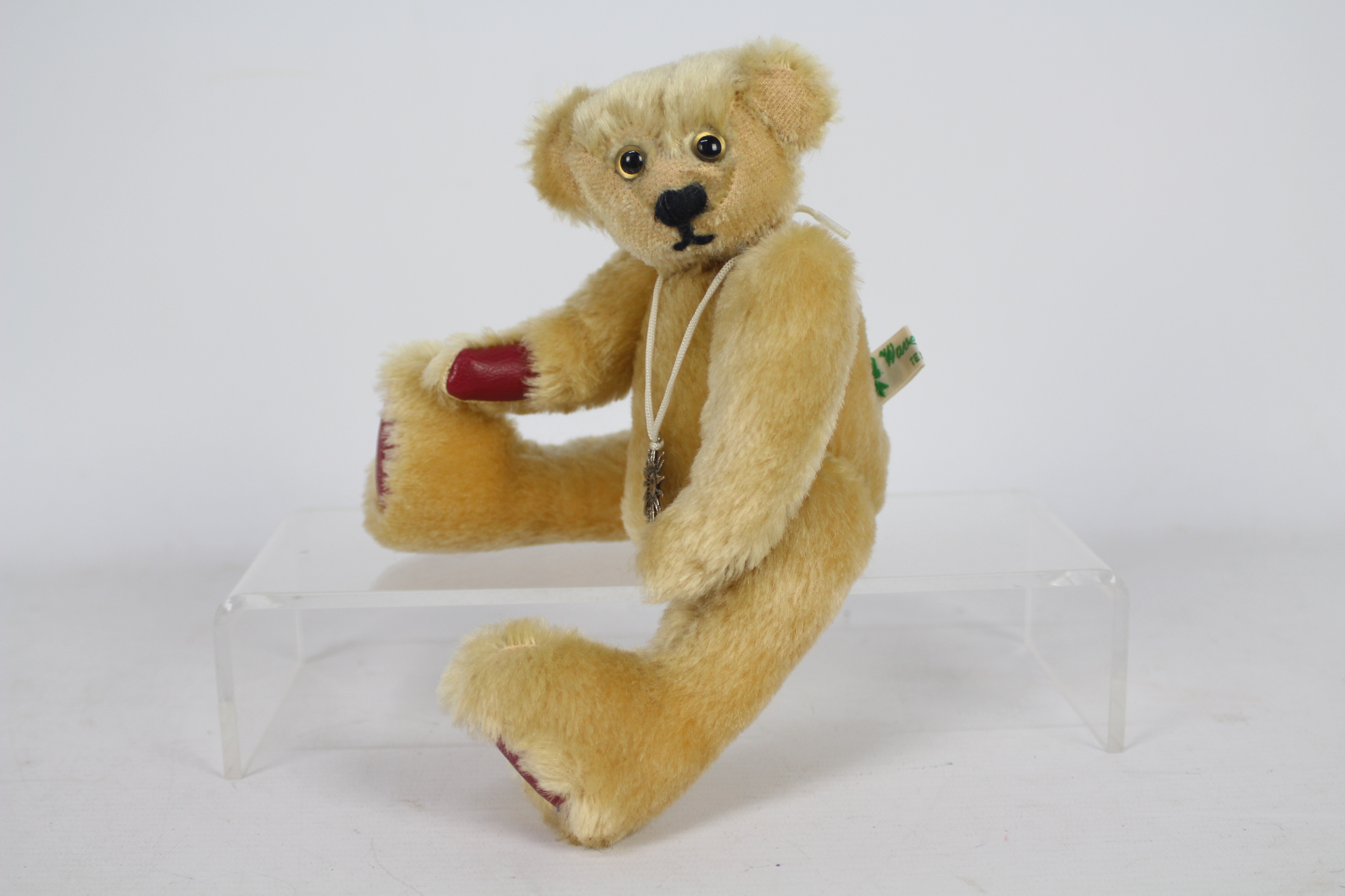 Waverley Paige - A small fully jointed long limbed bear with red leather pads and the makers label - Image 2 of 2