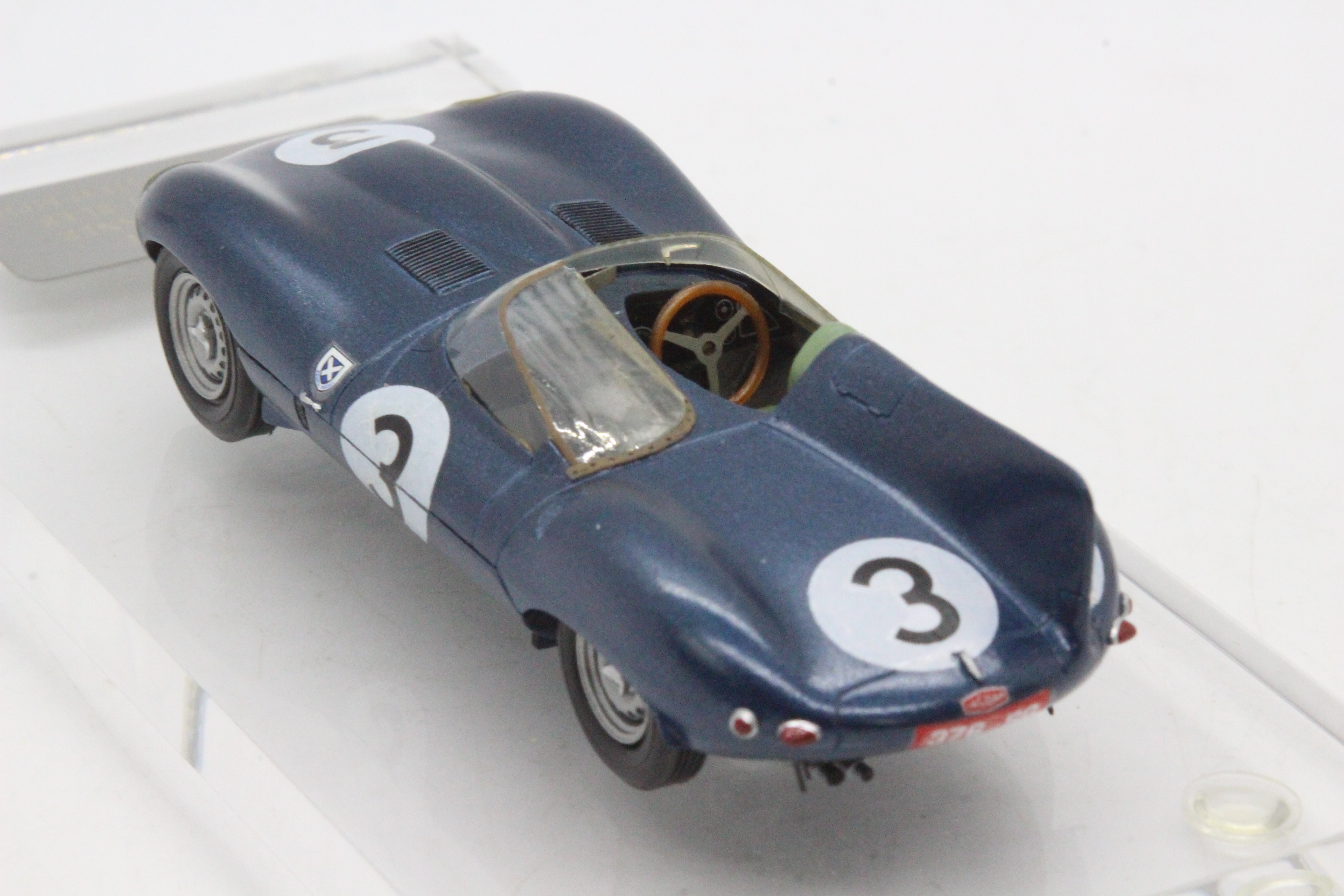 MPH Models, Tim Dyke - A boxed MPH Models #XXX Jaguar D-Type Le Mans 1957 'Ecurie Ecosse' R. - Image 7 of 8