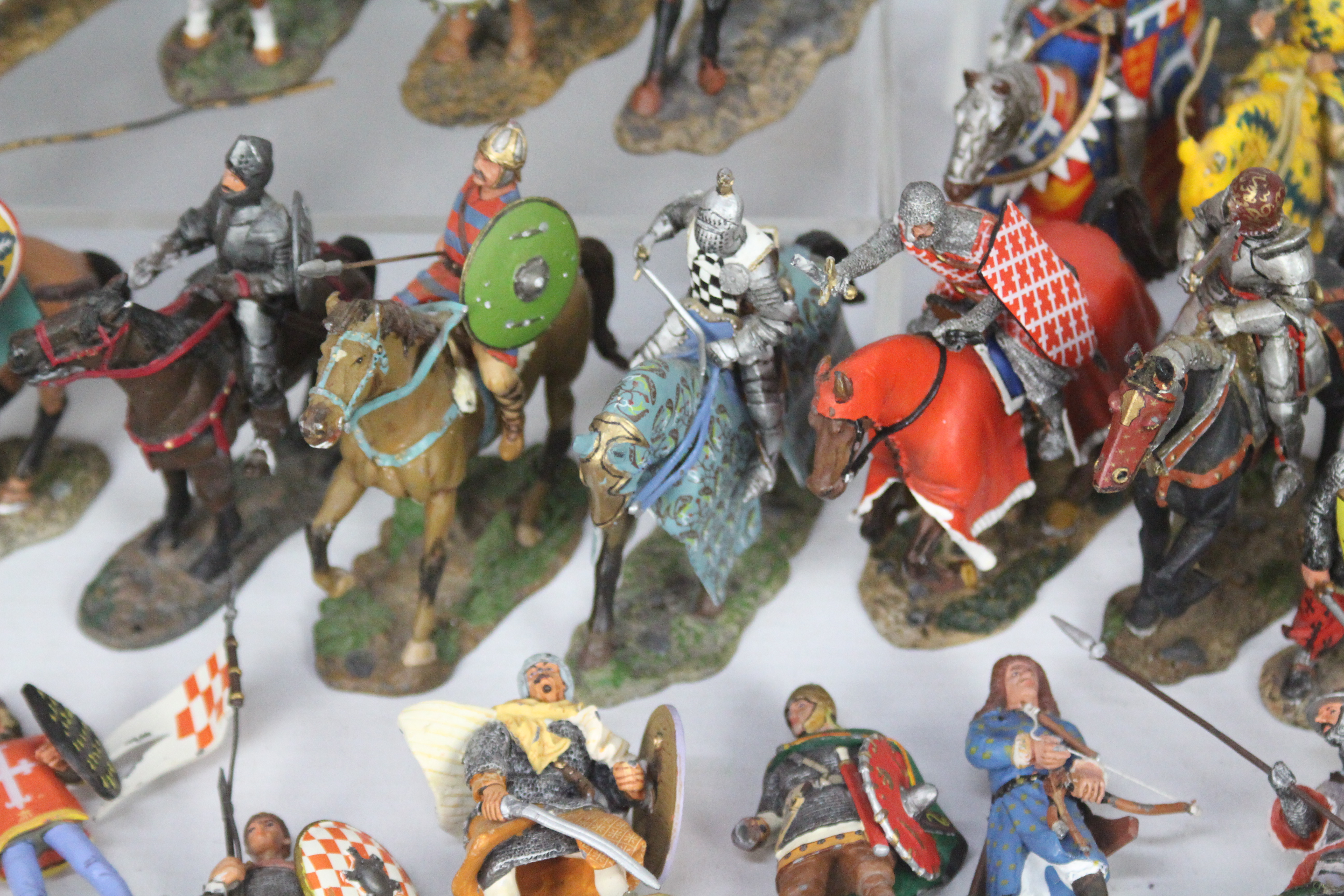 DelPrado - 65 x unboxed soldiers including thirty on horseback. - Image 5 of 5