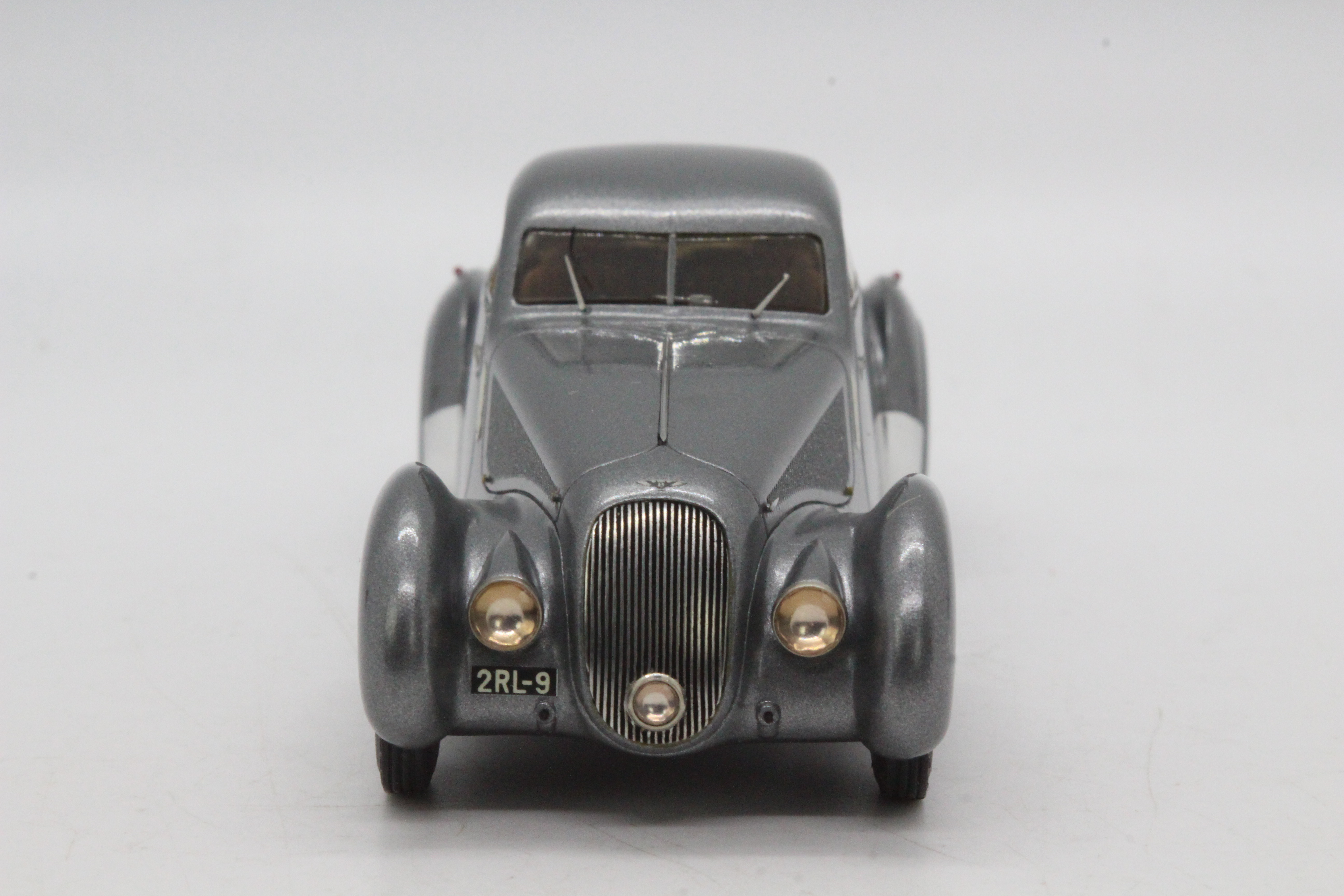 MPH Models, Tim Dyke - A boxed MPH Models #956 Bentley 'Embiricos' 1938 Road Car. - Image 4 of 9