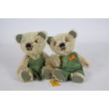 Unknown Maker - Two tied-together small teddy bears with glass eyes.
