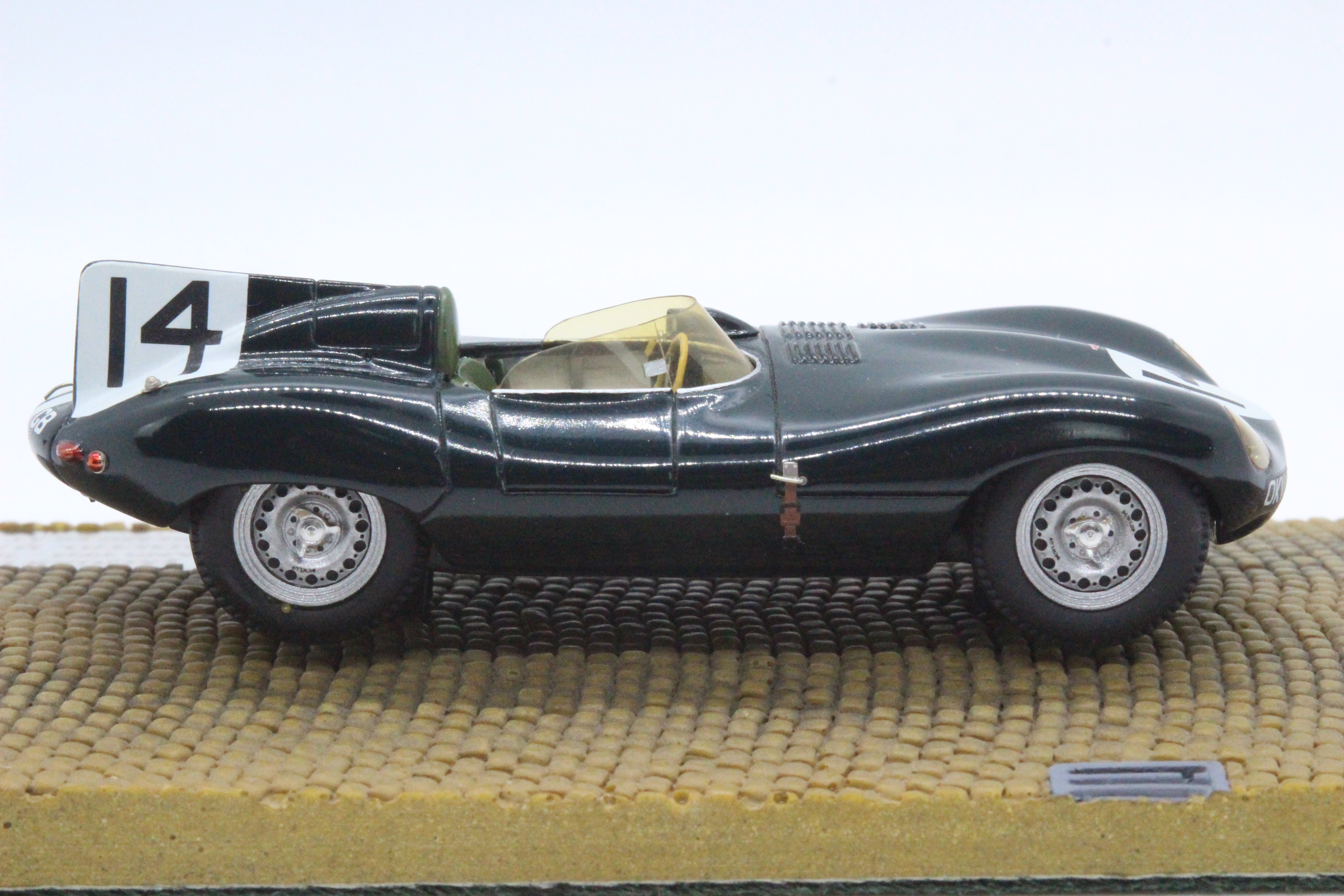 MPH Models, Tim Dyke - A boxed MPH Models #1329 Jaguar D Type Le Mans 1954 - 2nd Overall A.Rolt / D. - Image 5 of 10