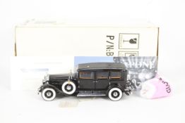 Franklin Mint - A boxed 1:24 scale 'Al Capone's Armoured Cadillac' by Franklin Mint.