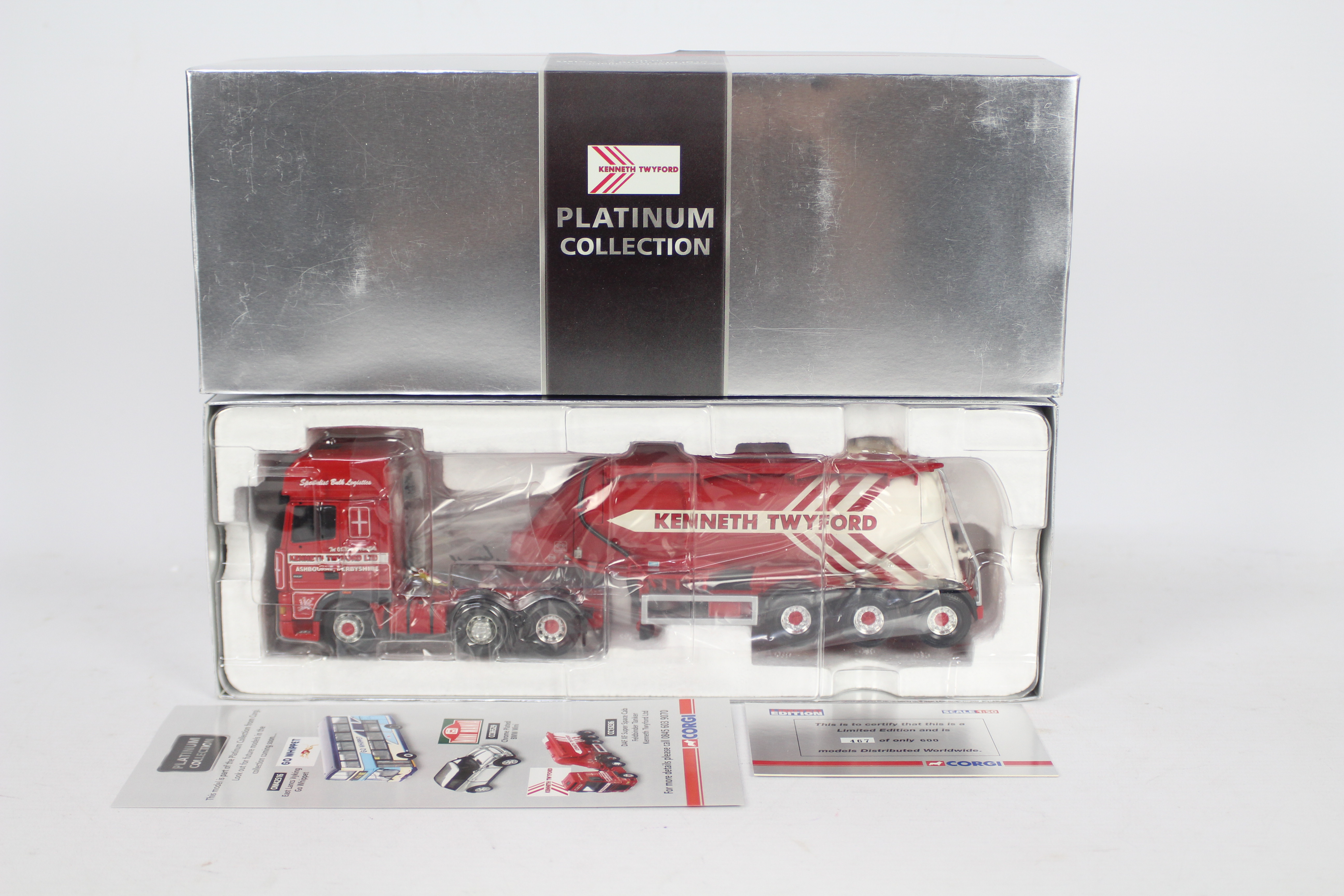 Corgi - A scarce boxed 1:50 Corgi Limited Edition 'Platinum Collection' CC13236 DAF XF Super Space