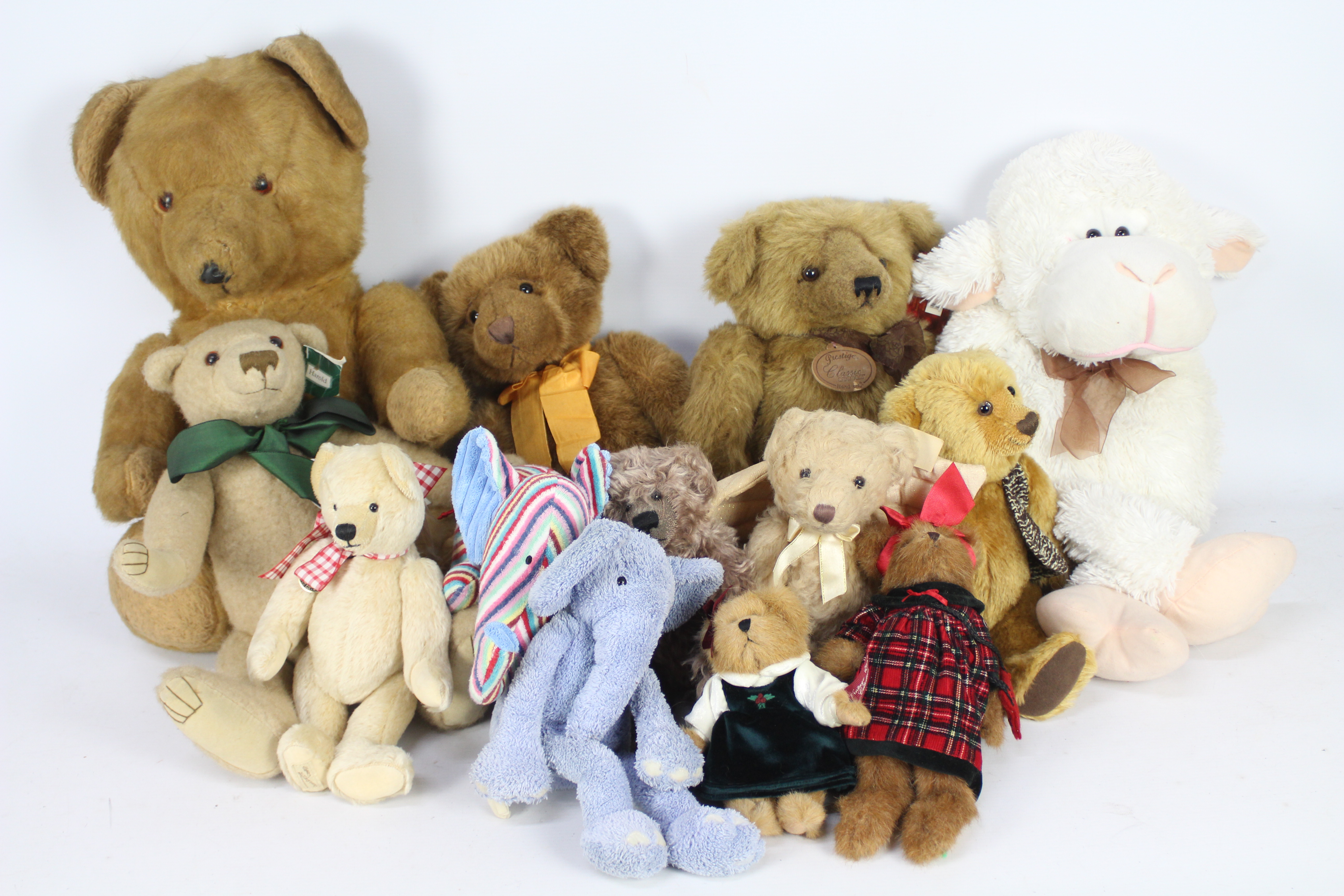 Deans Rag Book; Russ, The English Teddy Bear Company,