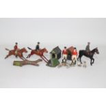 Britains - A collection of unboxed Britains Hunt figures.