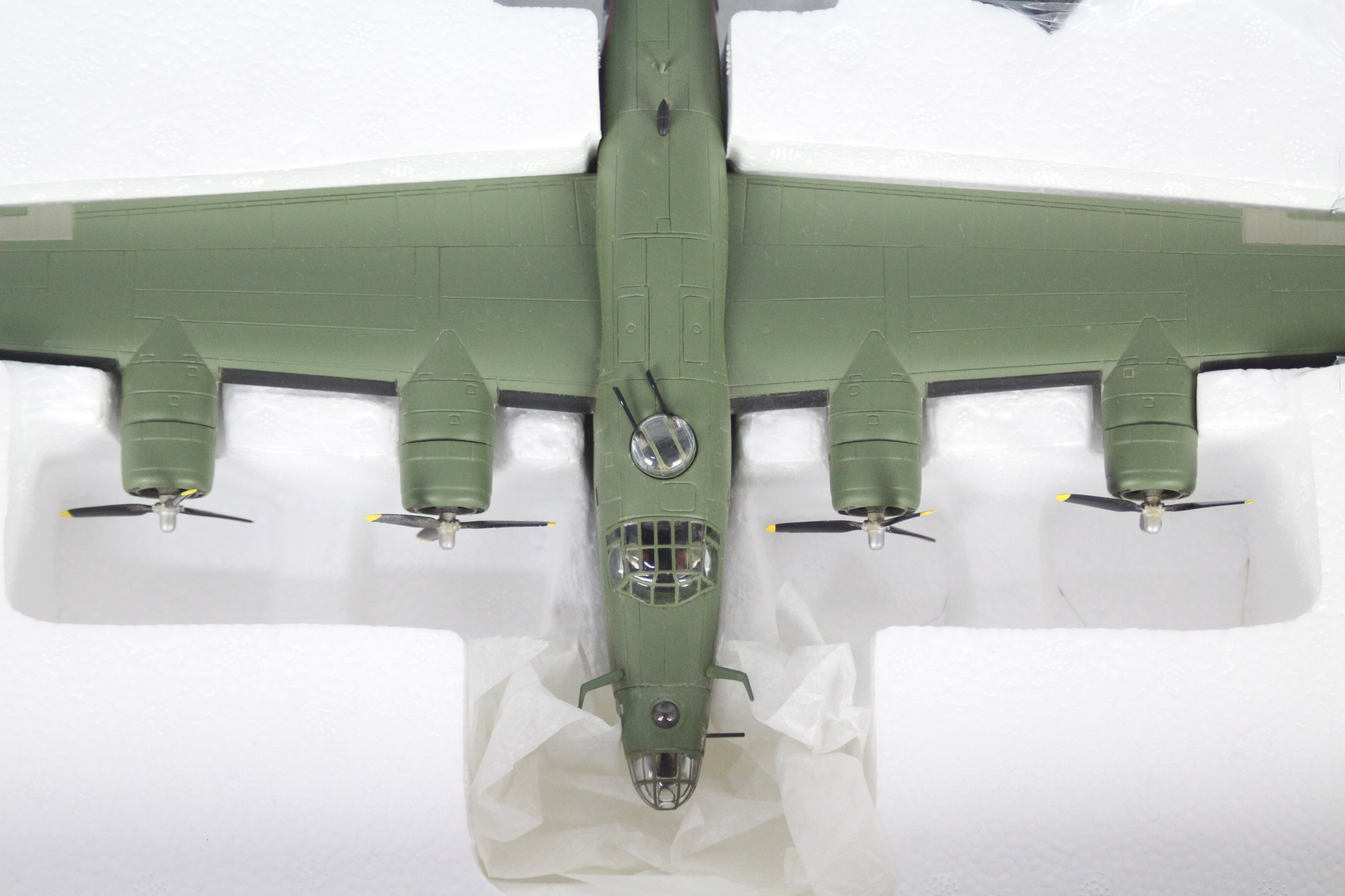 Corgi Aviation Archive - A boxed Limited Edition 1:72 scale AA34002 Consolidated B-24D Liberator, - Image 3 of 6