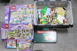 Lego - Friends - Scrabble - A quantity of Lego bricks,