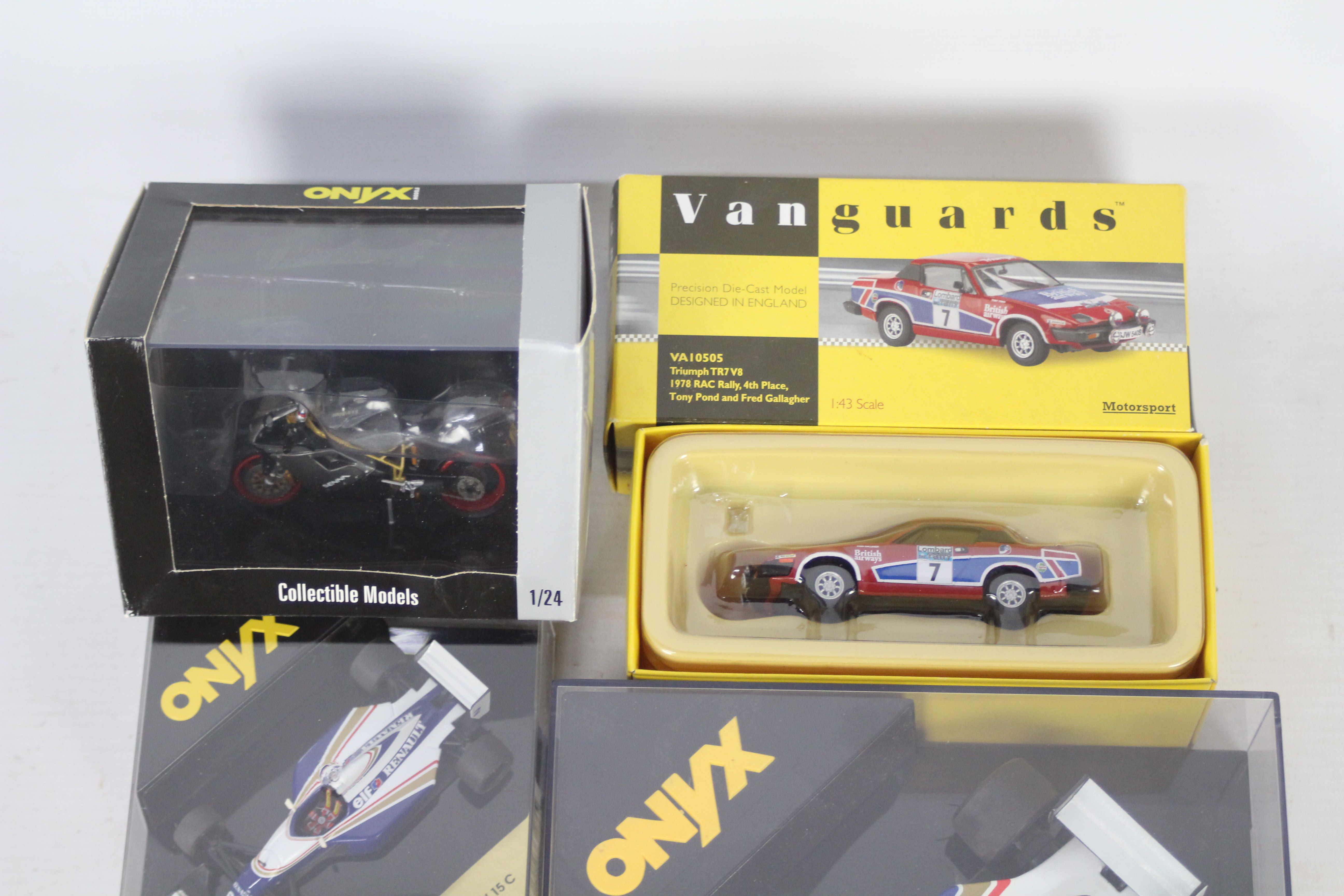 Onyx, Vanguards - Five boxed diecast model vehicles in various scales. - Image 4 of 4